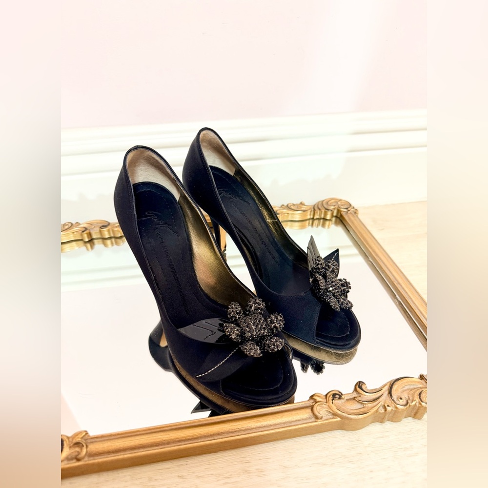 Giuseppe Zanotti Vintage Black pumps heels Sandals Heels Size EUR 37/ US 7 Y2K